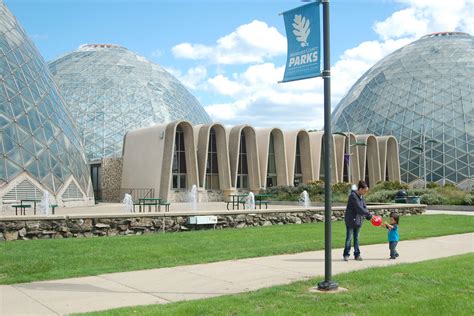 Long-term future of Mitchell Park Domes still unclear | Milwaukee ...