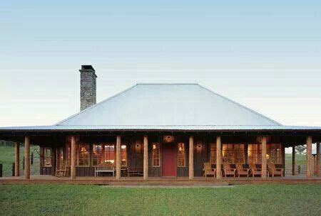 Yes... A full wrap around porch... a side for all seasons. | Barn house ...