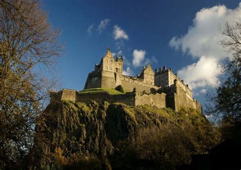 Edinburgh Castle Tickets | Golden Tours