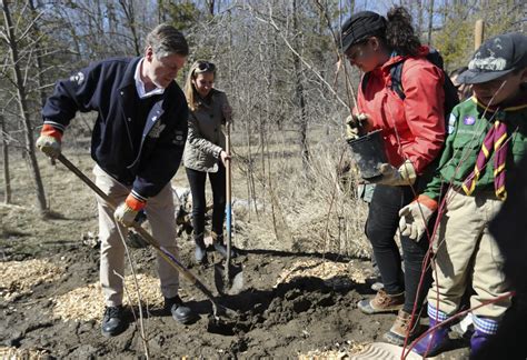 Championing Its Heritage, Canada Inches Toward Its Goal of Planting 2 Billion Trees - Inside ...