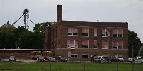 Lost Schools: Iowa school to be demolished despite objections