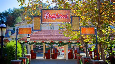 Top 10 Hotels Closest to Dollywood in Gatlinburg - Pigeon Forge from $497 | Expedia