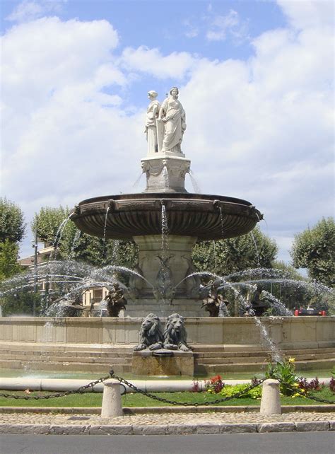 Aix en Provence, at end of Cours Mirabeau you enter a roundabout with La Rotonde in the center ...