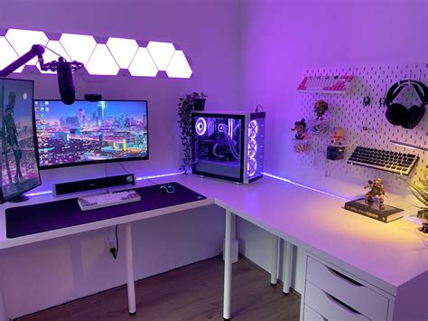 New PC Gaming Setup: battlestation upgrade! its officially done now!!! | Gaming room setup ...