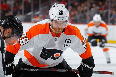 Flyers Captain Claude Giroux Named 1st Star of Week