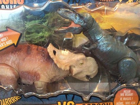 Friendly Barghest Toy Reviews: Walking with Dinosaurs Patchi Vs Gorgon Action Figure Set