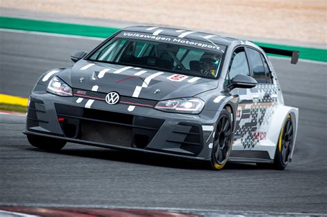 New Volkswagen Golf GTI TCR Racing Car Review | CAR Magazine