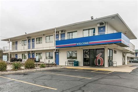 MOTEL 6 - JANESVILLE $63 ($̶7̶0̶) - Updated 2023 Prices & Reviews - WI