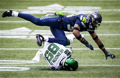 Seahawks’ Jamal Adams breaks NFL season record for sacks by a defensive ...