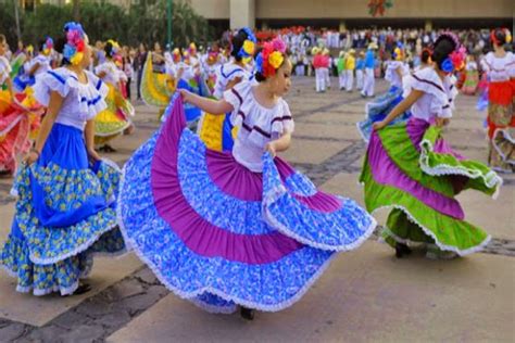 SINALOA: Trajes tipicos de Sinaloa