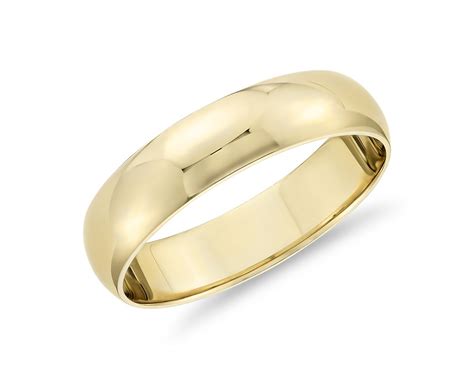 Classic Wedding Ring in 14k Yellow Gold (5mm)