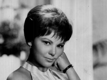 Barbara Harris (actress) - Wikipedia