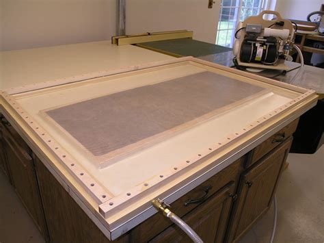 Build A Vacuum Frame Press for Veneering