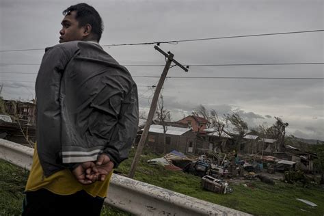 Typhoon Mangkhut ravages Philippines, Hong Kong, and southern China - Vox