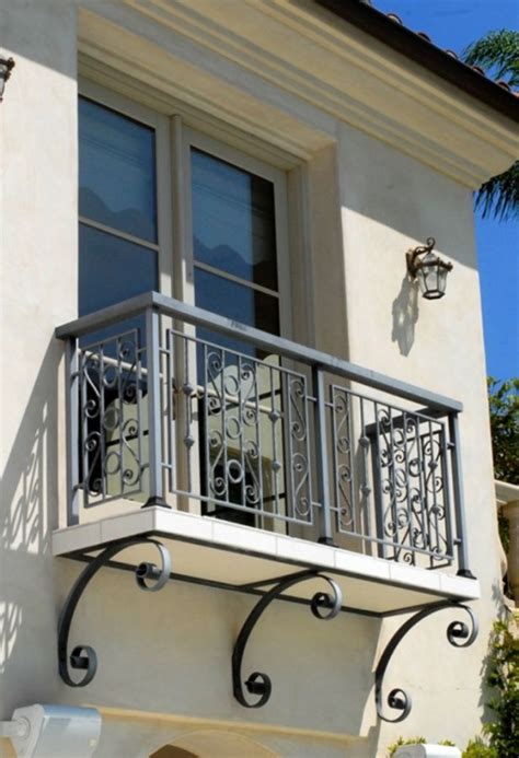 60+ Best Railings Designs for a Catchier Balcony | Balcones para ...