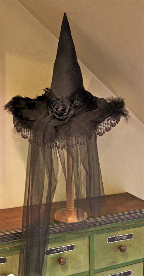 25 Halloween Witches Decorations Ideas - Decoration Love