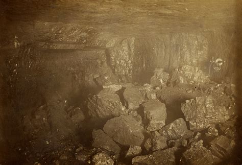 Postcard Showing Buxton Coal Bank in Shaft of #12 Mine, 1910 | State ...