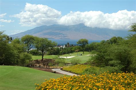 Golfing at Wailea Golf Club - Traveler