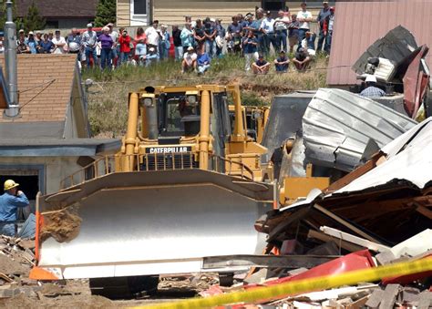 Photo gallery: Inside the bulldozer’s devastation | SkyHiNews.com