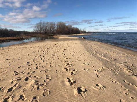 15 of the Best Lake Huron Beaches in Michigan