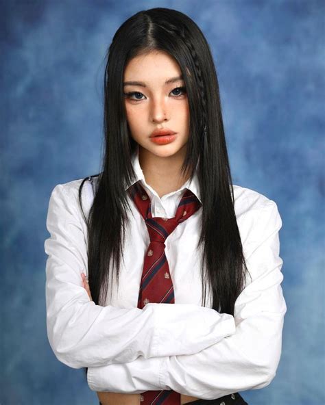Hairstyles For School, Cute Hairstyles, Women With Ties, Kpop Hair, Korean Girl Photo, Body ...