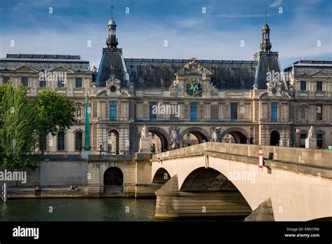 Carrousel du louvre hi-res stock photography and images - Alamy