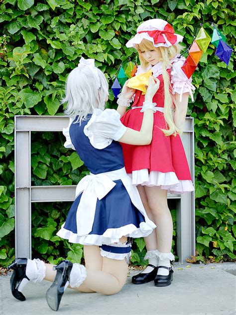 Cosplay Holic: Touhou Project: Izayoi Sakuya and Flandre Scarlet