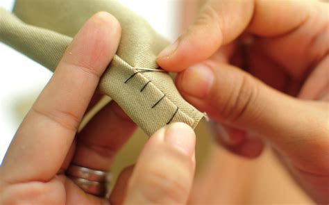 How to Sew Vertical Hem Stitch (Couch Stitch): 5 Steps