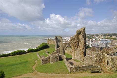 hastings castle | Hastings castle, Ancient ruins, Castle ruins