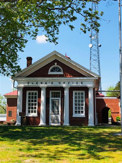 MisterVA Travels to Courthouses & Covered Bridges | Historic buildings ...