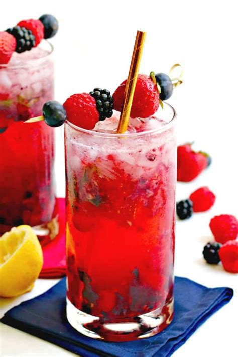 20 of the Best Red White and Blue Patriotic Cocktails you need to see - My Turn for Us