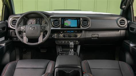 First Look: Production Interior of the 2018 Jeep Wrangler JL/JLU ...