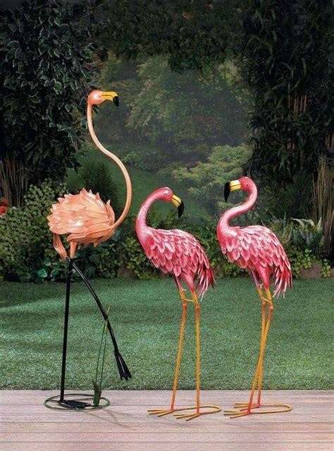 Standing Flamingo Garden Decor | Flamingo garden, Flamingo yard art ...