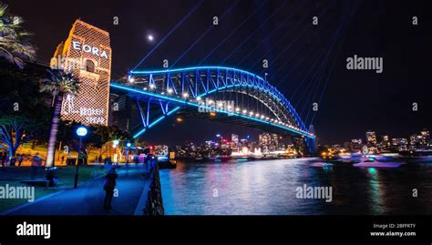 Light art Sydney Harbour Bridge Stock Photo - Alamy