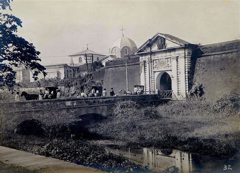 old Fort Santiago? | Fort santiago, Intramuros, Philippine architecture