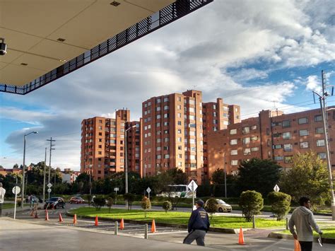 Universidad El Bosque - #Bogotá Multi Story Building, Structures ...