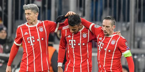 Highlights Liga Champions: Bayern Munchen 3-1 PSG - Bola.net