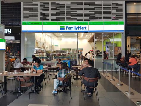 Ini 10 Makanan Menu Family Mart Malaysia Wajib Anda Cuba