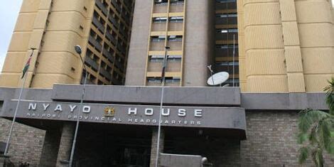 Nyayo House Cartels Fleecing Kenyans Applying For Passports - Kenyans.co.ke