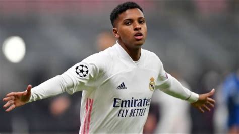 Rodrygo Goes - Skills, Goal & Assists - HD - YouTube