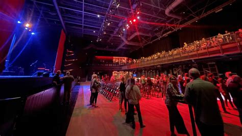 New Waukee music venue opens its doors to public for first time