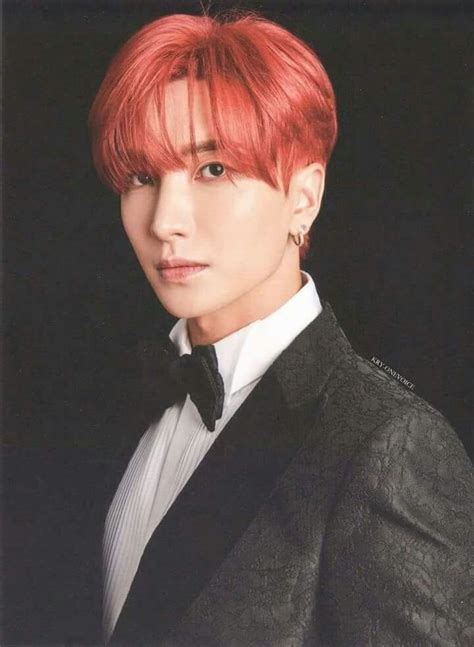 Pin de Swelly Rose en Leeteuk | Famosos, Super junior miembros, Leeteuk