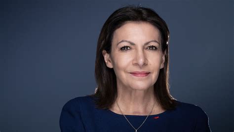 PORTRAIT - Présidentielle 2022 : Anne Hidalgo, la maire de Paris en ...