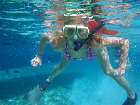 the world of cherie: Caye Caulker - Snorkeling!