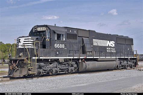 NS Locomotive Detail Photos - EMD SD60 #6688