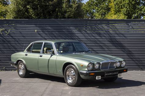 JAGUAR XJ6 4.2 SERIES III, MANUAL, 1985 | Hexagon, Classic and Modern Cars