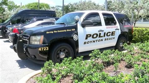 Boynton Beach police host first 'Kids, Cops & Cones' event