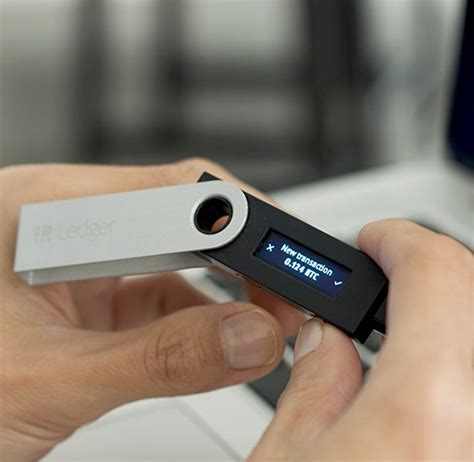 Bitcoin Hardware Wallet