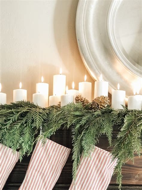 Our Modern Farmhouse Christmas Mantel – Hallstrom Home