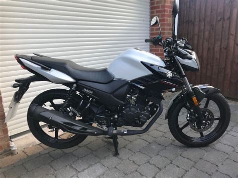 Yamaha YS125 125cc 2018 68 Plate Motorcycle Learner Legal | in Wombourne, West Midlands | Gumtree